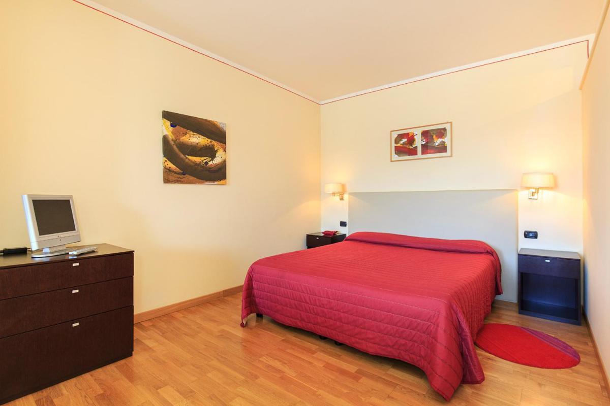 Hotel Residence La Luna Nel Porto ストレーザ エクステリア 写真