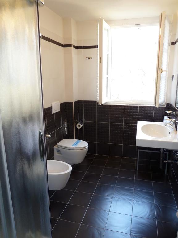 Hotel Residence La Luna Nel Porto ストレーザ エクステリア 写真