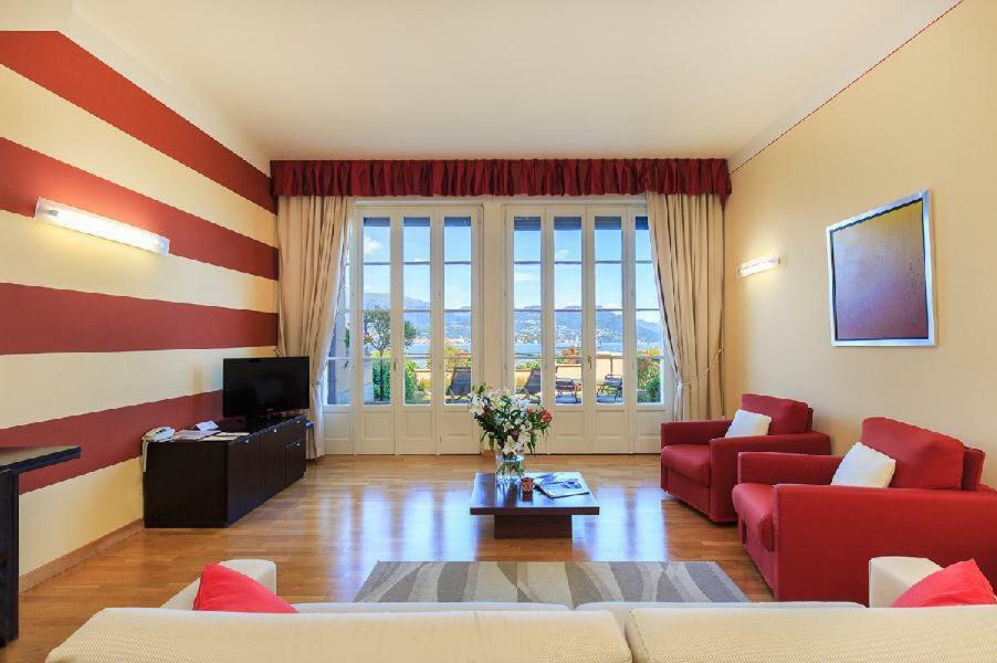 Hotel Residence La Luna Nel Porto ストレーザ エクステリア 写真